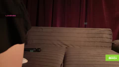 avr0ria online show from February 15, 2026, 3:25 am