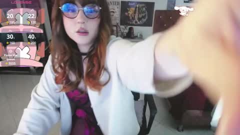 Snapshot of avril2809 chatting on February 16, 2025, 2:53 am Abril online show from February 16, 2025, 2:53 am