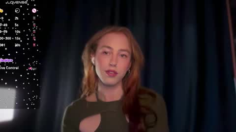 avril_pearly_ online show from March 16, 2026, 11:03 am