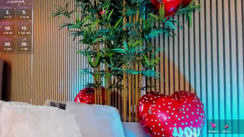 AVRILL CYRUX online show from February 14, 2025, 10:28 am