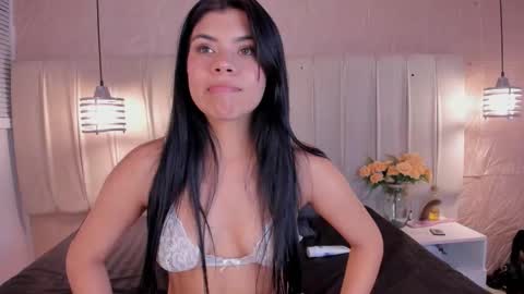 avy_cb online show from February 1, 2026, 3:27 am