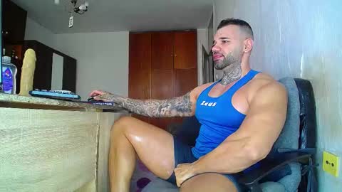 Snapshot of awerio7777 chatting on October 17, 2025, 9:01 am Santiago777 online show from October 17, 2025, 9:01 am