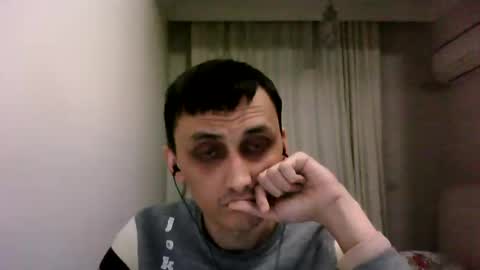 awesenheit online show from February 9, 2025, 8:24 pm