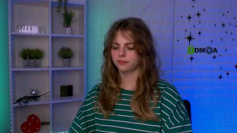 awesomeemma_ online show from May 21, 2026, 7:32 pm