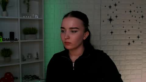 awesomeemma_ online show from May 29, 2026, 7:34 pm