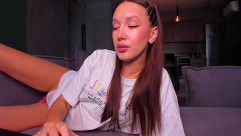 Snapshot of awgustina_sweetheart22 chatting on December 16, 2024, 9:24 am Awgustina online show from December 16, 2024, 9:24 am