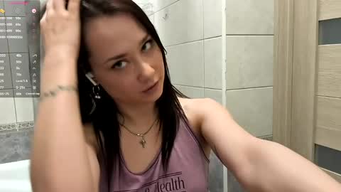 Bella online show from May 31, 2026, 8:43 am