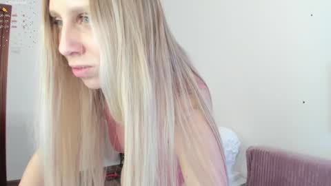 Emily online show from January 8, 2025, 1:42 am