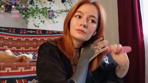 Snapshot of aww_burn chatting on November 1, 2025, 5:42 am Tris online show from November 1, 2025, 5:42 am