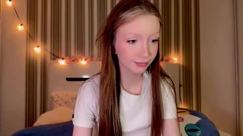 Aurora online show from September 12, 2025, 2:17 pm