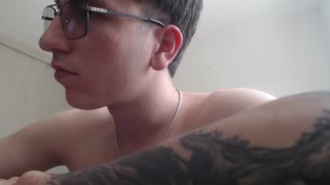axel__master online show from July 8, 2026, 4:44 pm