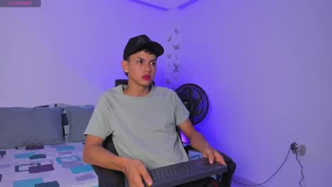 Snapshot of axel_cody_ chatting on October 26, 2025, 12:00 pm AXEL online show from October 26, 2025, 12:00 pm