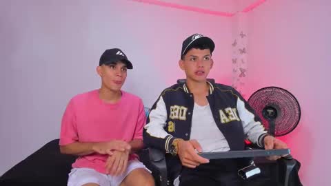 Snapshot of axel_cody_ chatting on November 15, 2025, 8:05 pm AXEL online show from November 15, 2025, 8:05 pm