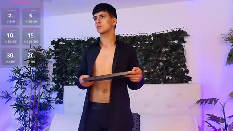 Snapshot of axel_draven chatting on September 22, 2025, 11:12 am axel_draven online show from September 22, 2025, 11:12 am
