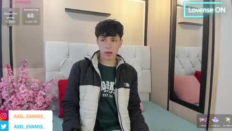 Axel Evanss online show from September 29, 2025, 11:48 am