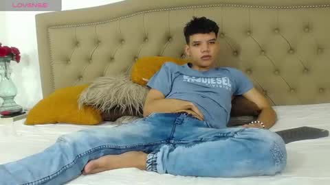 Snapshot of axel_forte chatting on February 19, 2025, 12:33 pm Axel Forte online show from February 19, 2025, 12:33 pm