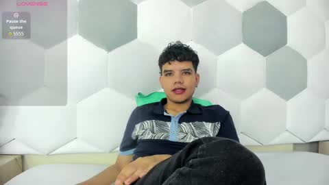 Snapshot of axel_forte chatting on September 20, 2025, 1:12 pm Axel Forte online show from September 20, 2025, 1:12 pm