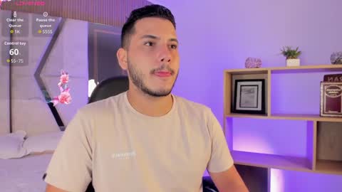 axel_grey_ online show from June 30, 2026, 12:39 pm