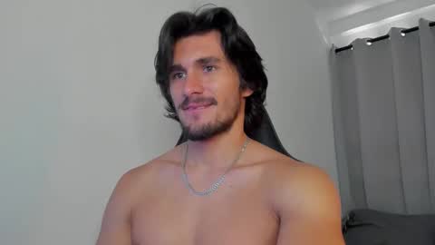 Axel online show from September 27, 2025, 4:01 pm