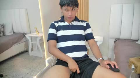 Alex online show from October 26, 2025, 4:07 am