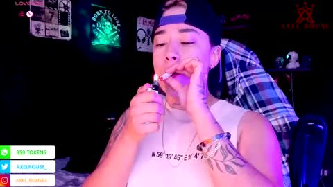 Snapshot of axel_rouse1 chatting on October 15, 2025, 1:06 am Axel Rouse online show from October 15, 2025, 1:06 am