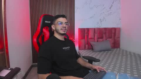 Axel  online show from December 28, 2024, 4:30 am