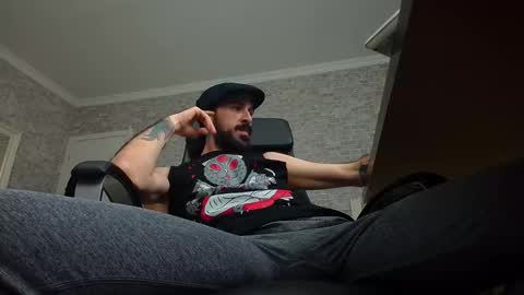 Snapshot of axelcolton chatting on December 12, 2024, 2:11 pm AxelColton online show from December 12, 2024, 2:11 pm