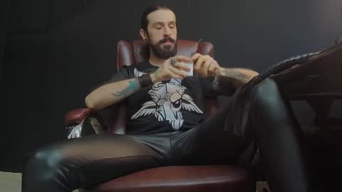 Snapshot of axelcolton chatting on January 9, 2025, 6:17 am AxelColton online show from January 9, 2025, 6:17 am