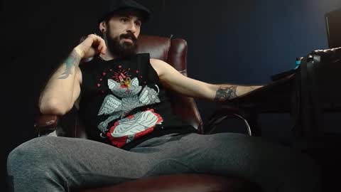 Snapshot of axelcolton chatting on January 13, 2025, 12:24 pm AxelColton online show from January 13, 2025, 12:24 pm