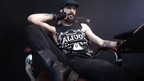 Snapshot of axelcolton chatting on February 12, 2025, 12:22 pm AxelColton online show from February 12, 2025, 12:22 pm