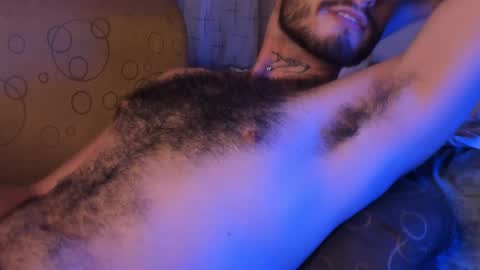 Snapshot of axelg_rose chatting on January 26, 2025, 11:29 pm online show from January 26, 2025, 11:29 pm