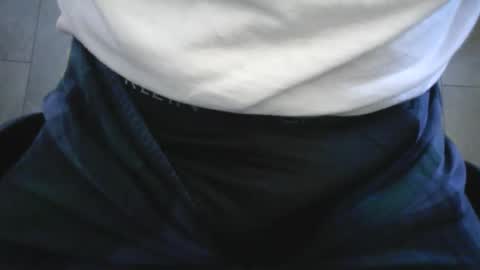 AxelLife online show from February 21, 2026, 9:10 am