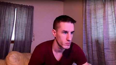 Axl online show from December 2, 2024, 9:39 pm