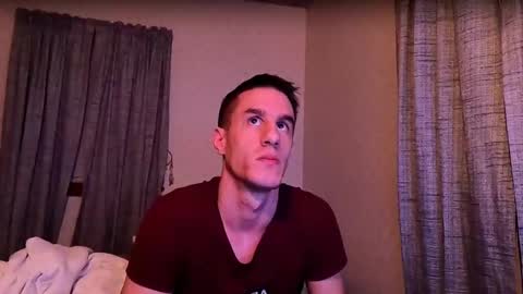 Axl online show from December 3, 2024, 4:03 am