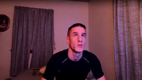 Axl online show from December 4, 2024, 4:32 am