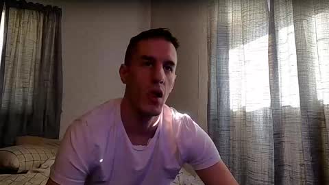 Axl online show from December 5, 2024, 5:17 pm