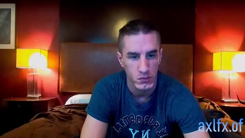 Axl online show from December 19, 2024, 7:07 am