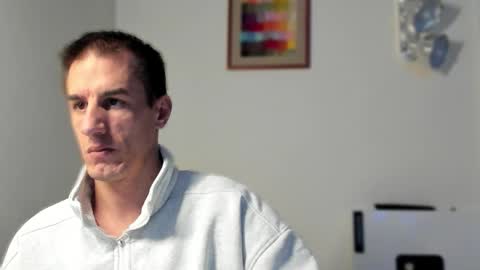 Axl online show from December 17, 2025, 11:33 pm