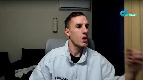 Axl online show from February 17, 2026, 9:10 pm