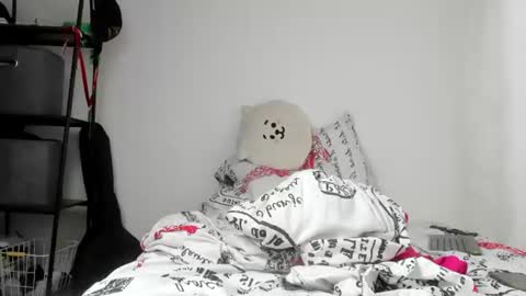 Axel Kush online show from June 17, 2026, 12:18 pm