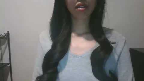 axue online show from December 14, 2024, 12:44 am