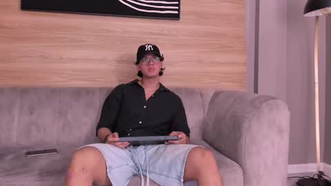 Axxel online show from March 30, 2026, 9:05 pm