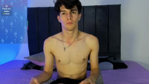 Snapshot of axxxel_twink chatting on April 13, 2026, 1:22 am Axxxel online show from April 13, 2026, 1:22 am