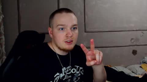 Ian skinny Slawa online show from December 8, 2024, 2:09 pm