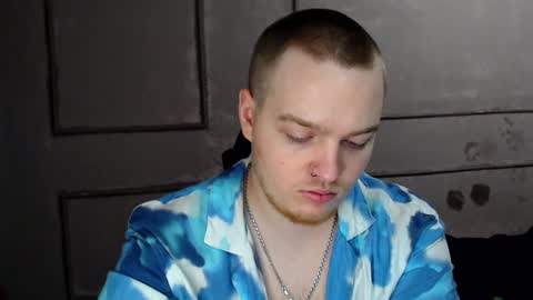 Ian skinny Slawa online show from December 10, 2024, 5:39 am
