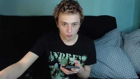 Ian skinny Slawa online show from December 11, 2024, 12:02 pm