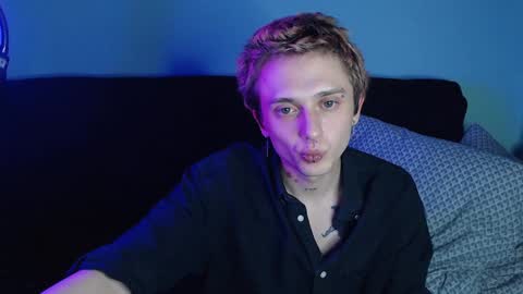 Ian skinny Slawa online show from December 12, 2024, 11:36 pm