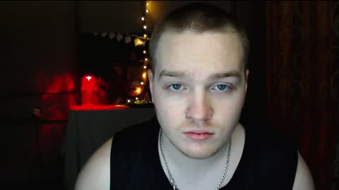 Ian skinny Slawa online show from December 17, 2024, 4:53 pm