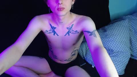 Ian skinny Slawa online show from December 19, 2024, 1:07 am