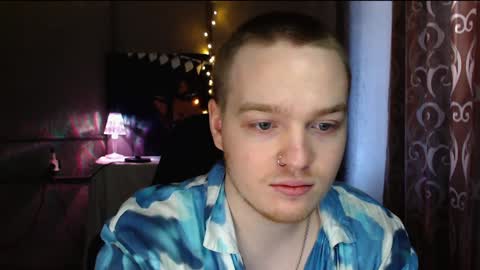 Ian skinny Slawa online show from December 21, 2024, 7:35 am
